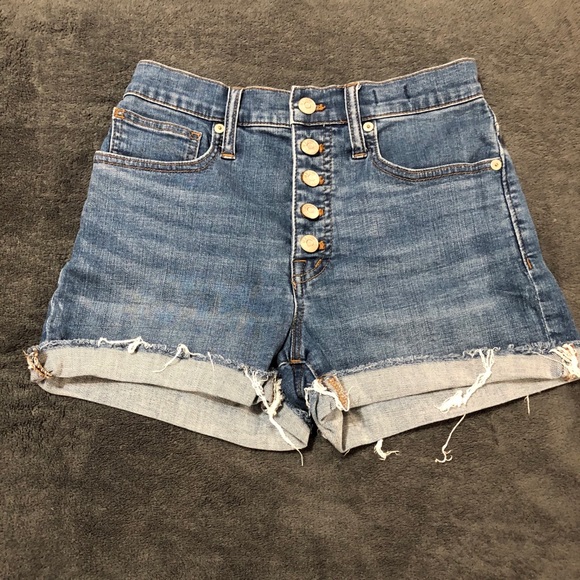 Madewell Pants - Women’s Madewell Denim High waisted Shorts 🩳